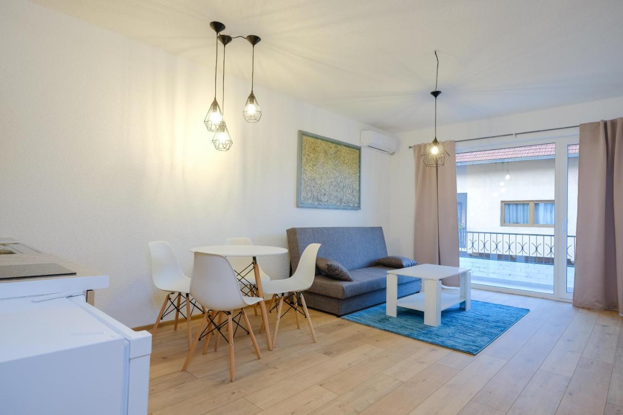 Unique Apartments ויסוקו מראה חיצוני תמונה